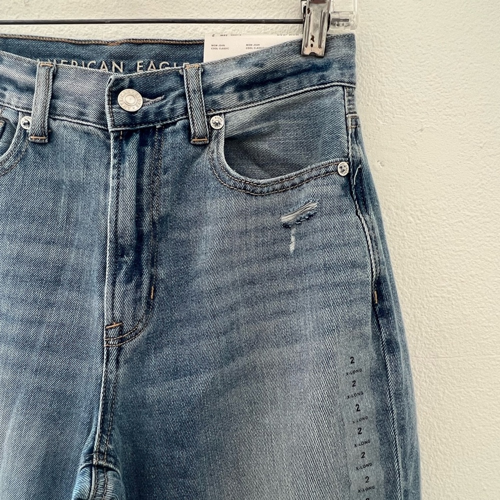 American Eagle - Mom Jeans NEW
